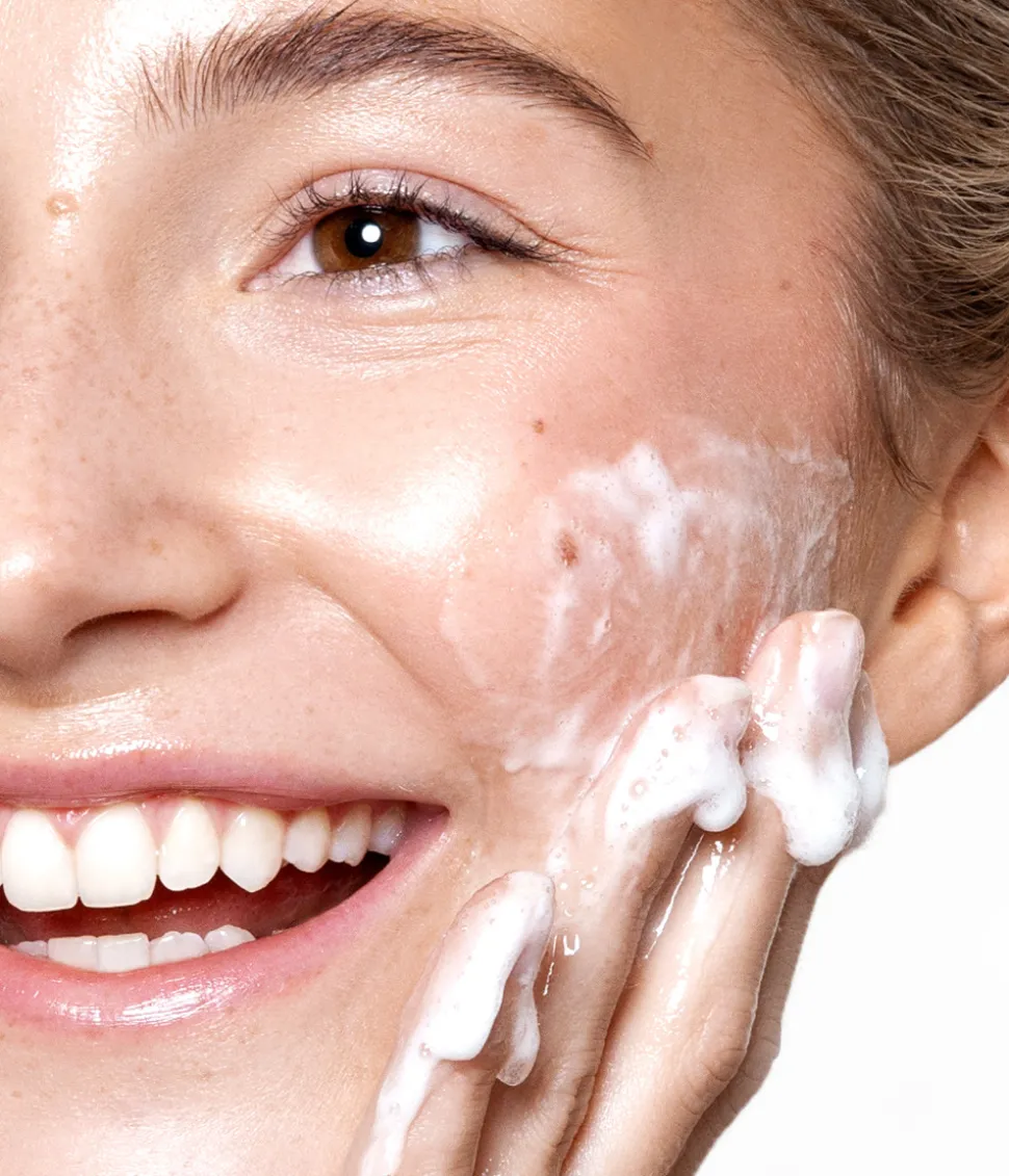 ACTIVE CLEANSING GEL