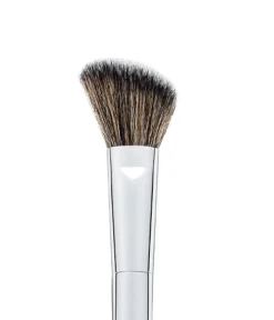 ANGLED SCULPTING BRUSH F06