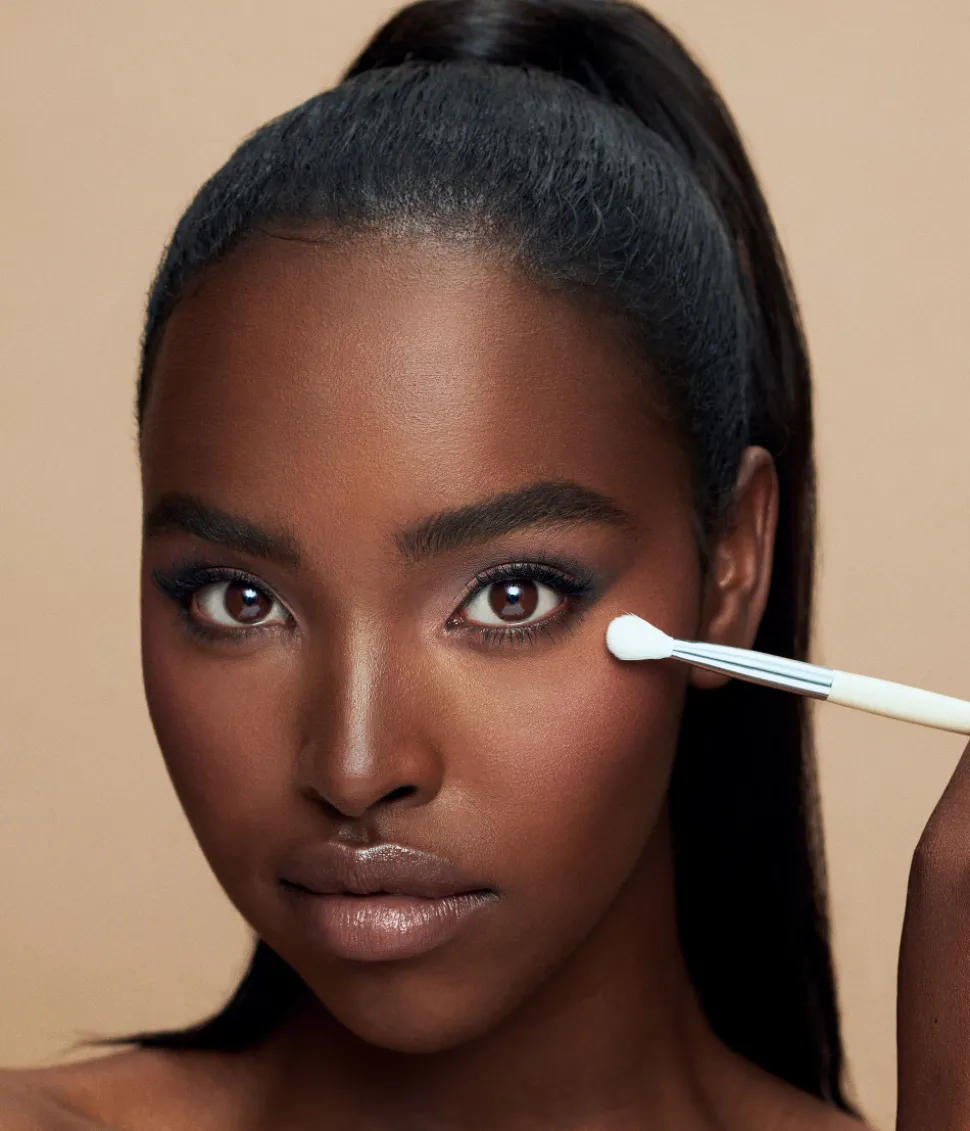 BLENDING BUFFER BRUSH 18