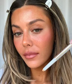 COVER UP CONCEALER PENCIL