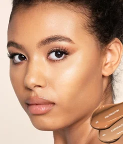 IT'S ICONIC FOUNDATION