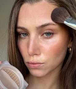 LOOSE BRONZER BRUSH F18