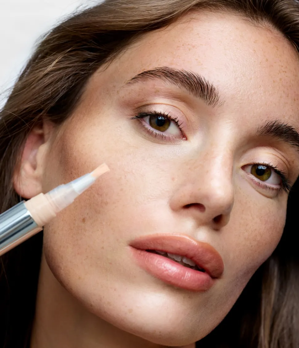 RADIANT TOUCH CONCEALER