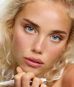 RADIANT TOUCH CONCEALER