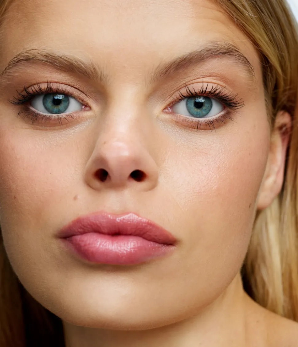 RADIANT TOUCH CONCEALER