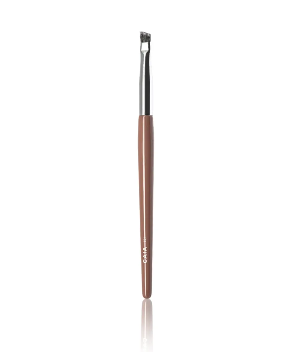 SUPER ANGLED BROW BRUSH 01